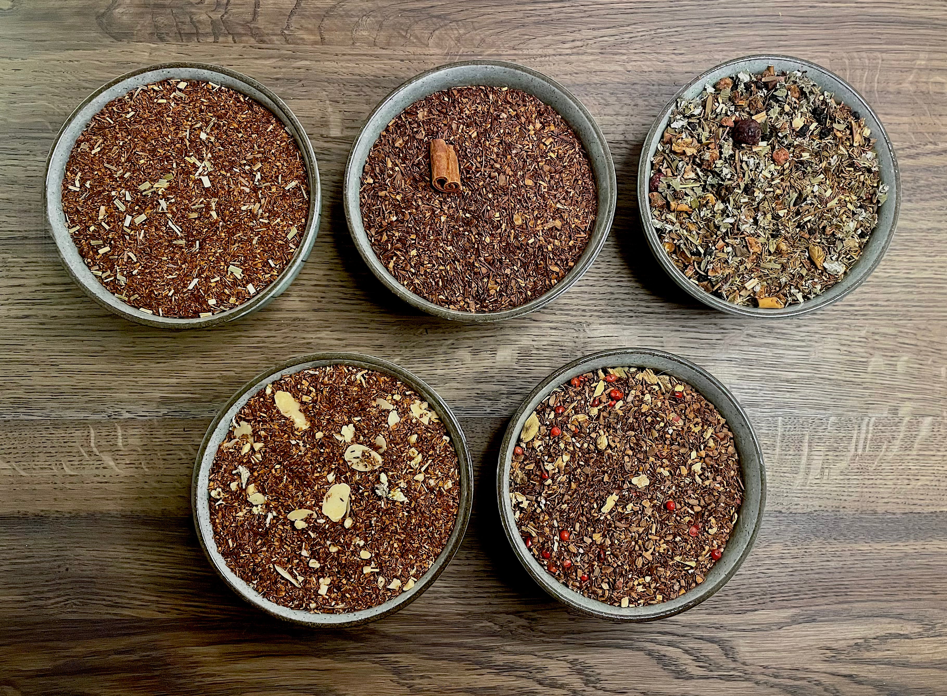 Bundle Abendgold – Fünf sanfte Rooibostees zum Runterkommen – 5 Sorten à 100 g