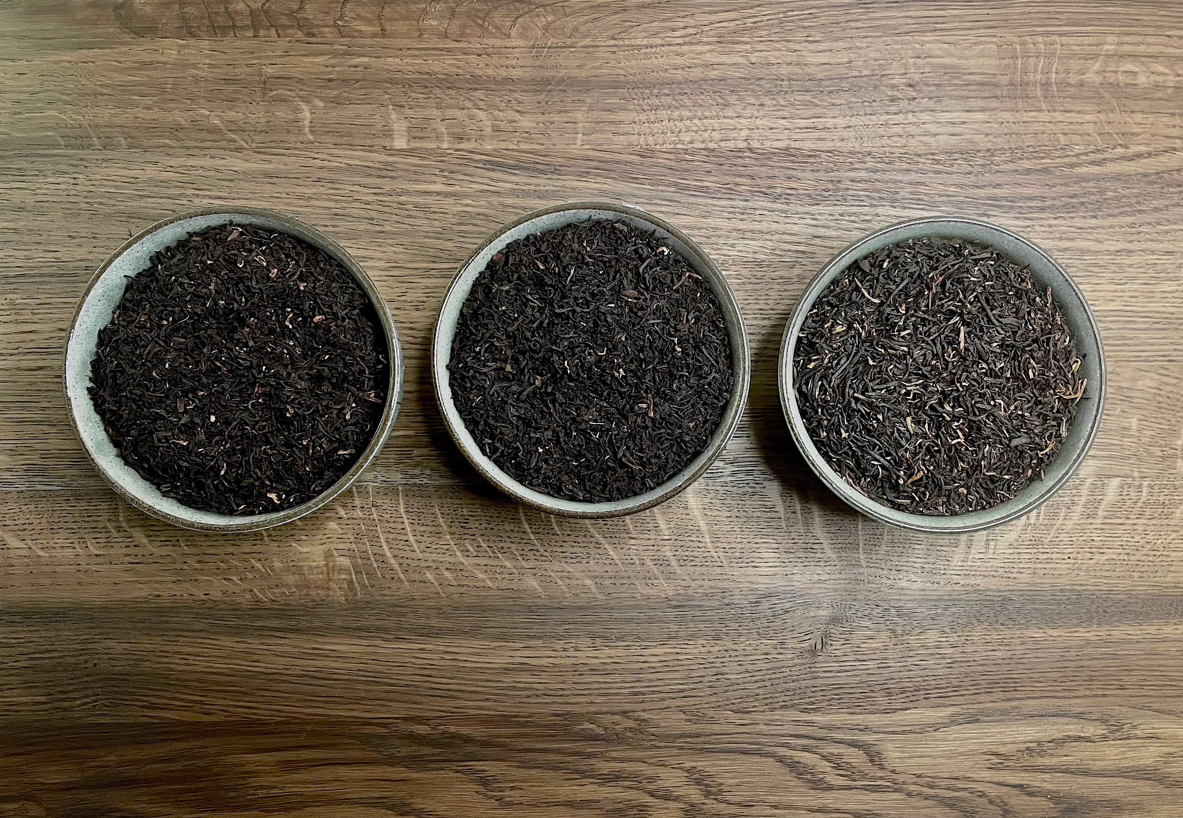 Bundle Klassik – Zeitlose Schwarztees mit Tiefe