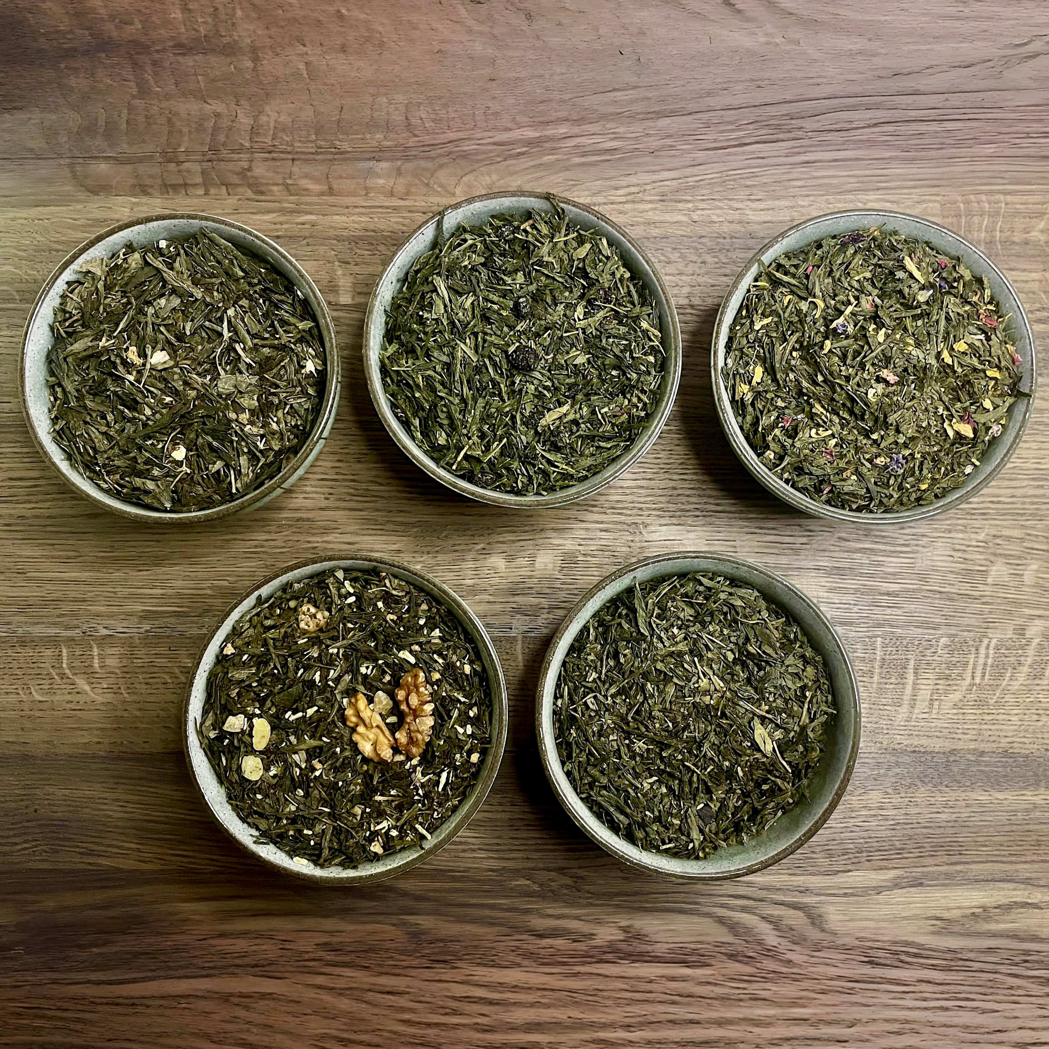 Bundle Grüne Symphonie – Fünf feine, aromatisierte Grüntees mit Charakter – 5 Sorten à 100 g