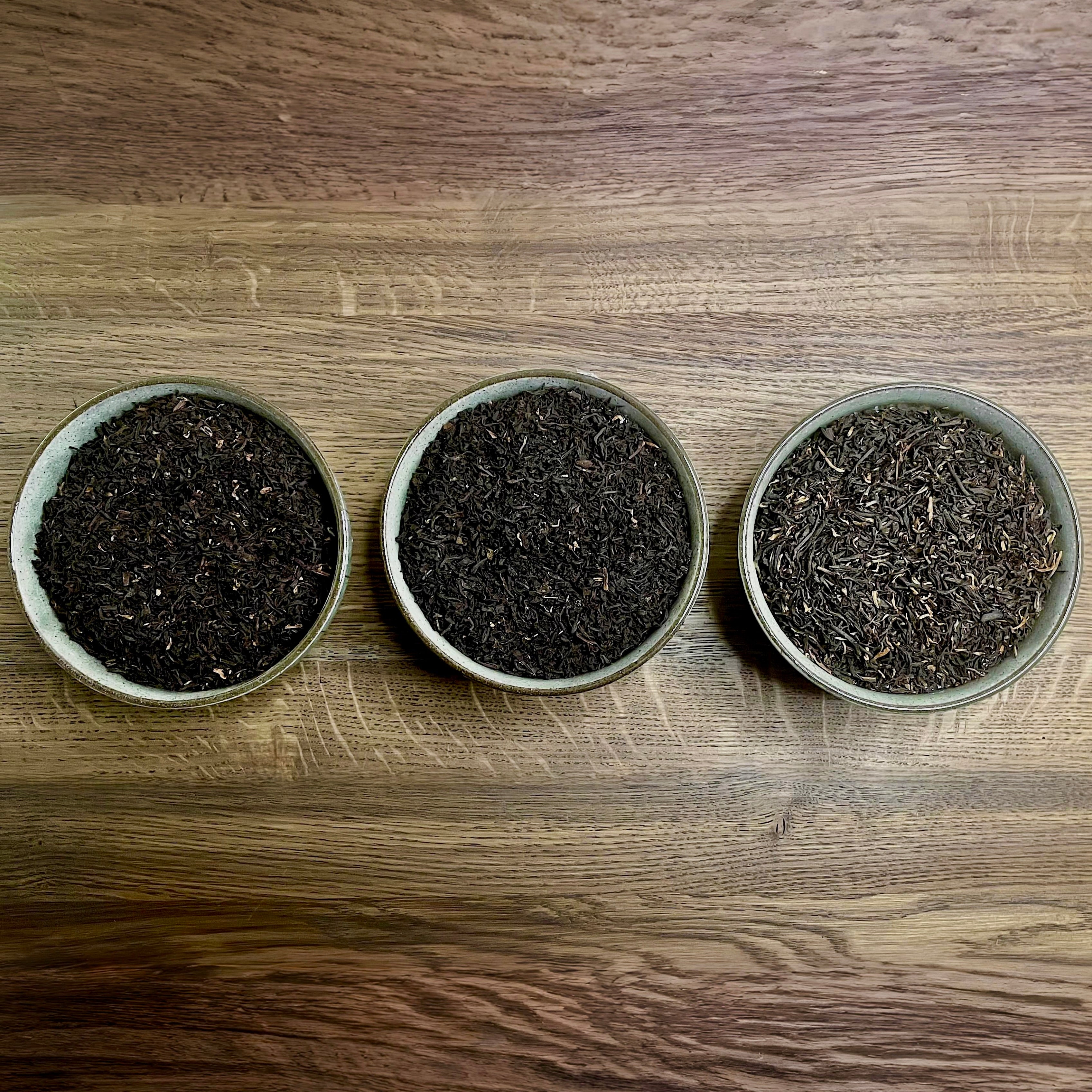 Bundle Klassik – Zeitlose Schwarztees mit Tiefe